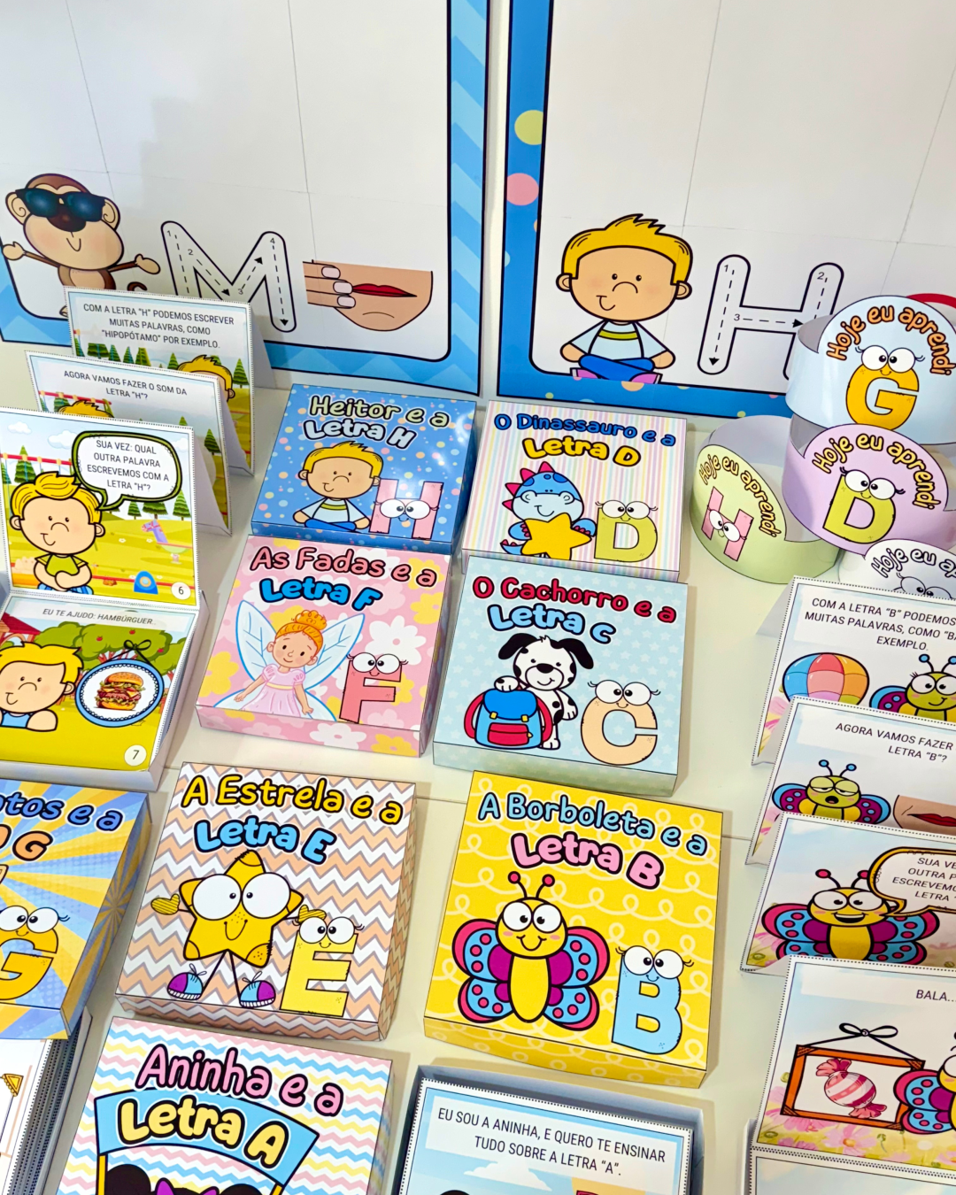 Combo Super Kits - História na Caixa + Cartazes do Alfabeto - Imagem 9