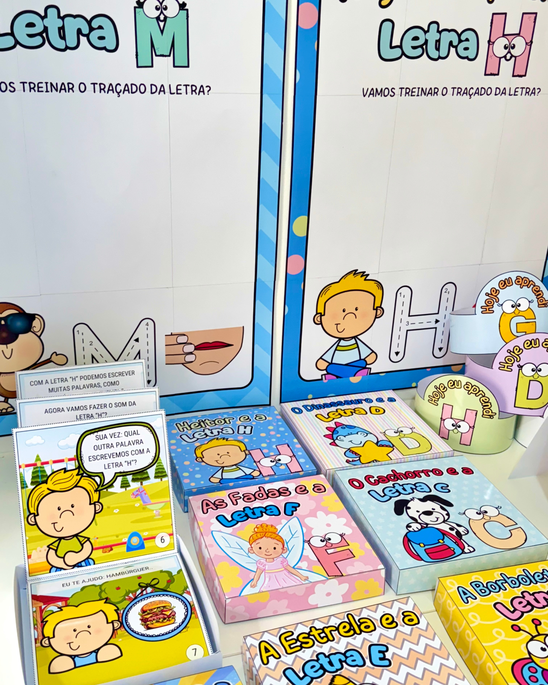 Combo Super Kits - História na Caixa + Cartazes do Alfabeto - Imagem 11