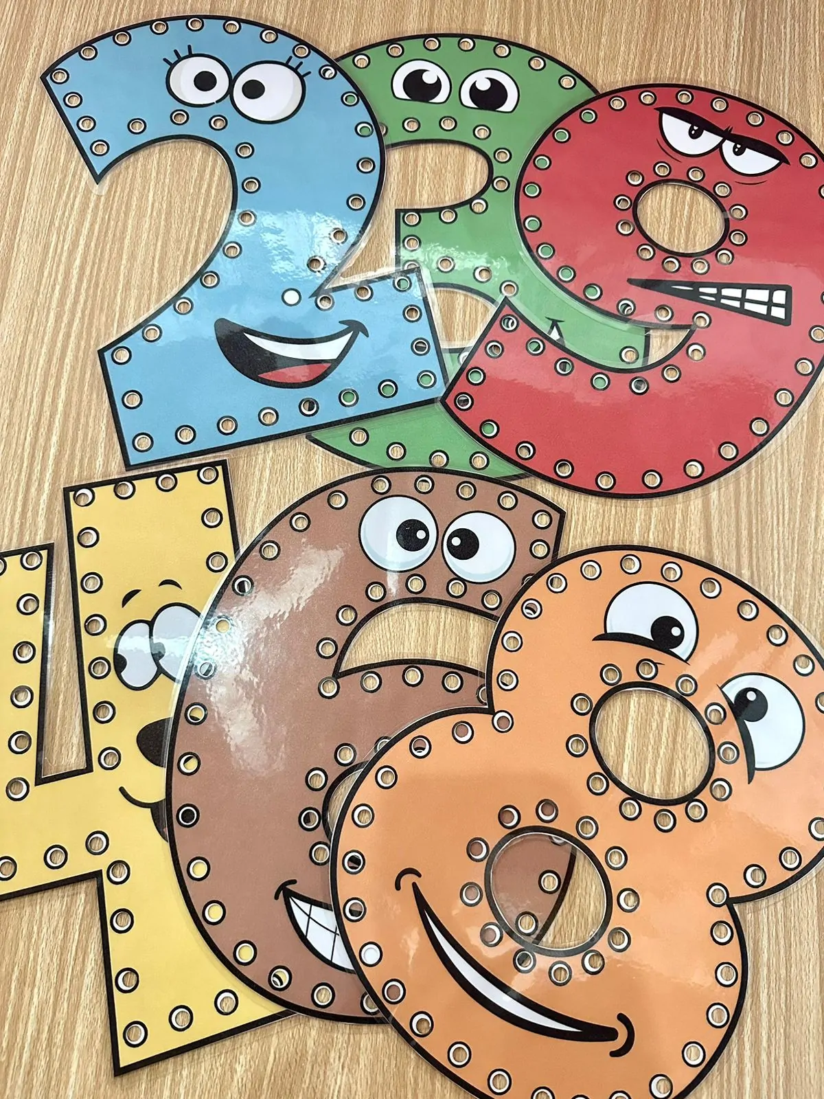 Alinhavos Numerais – Aprendizado Divertido