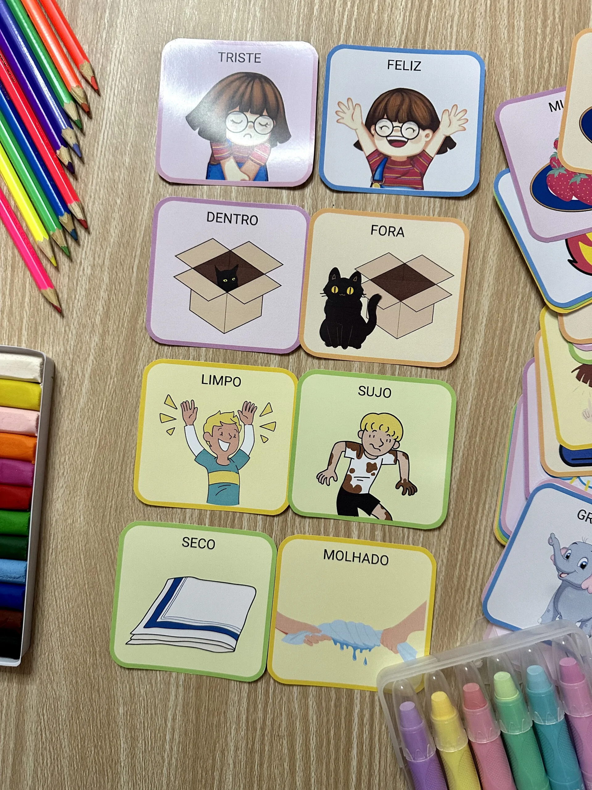 Jogo da Memória Opostos