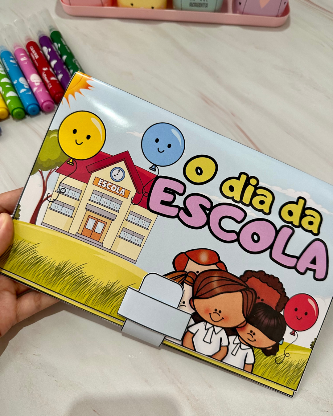 Livro 3D dia da escola - Imagem 3
