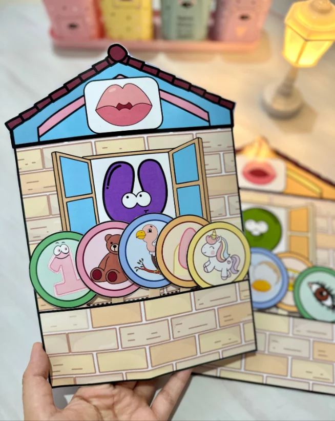 Luvas Pedagógicas - Casinha das Vogais - Imagem 5