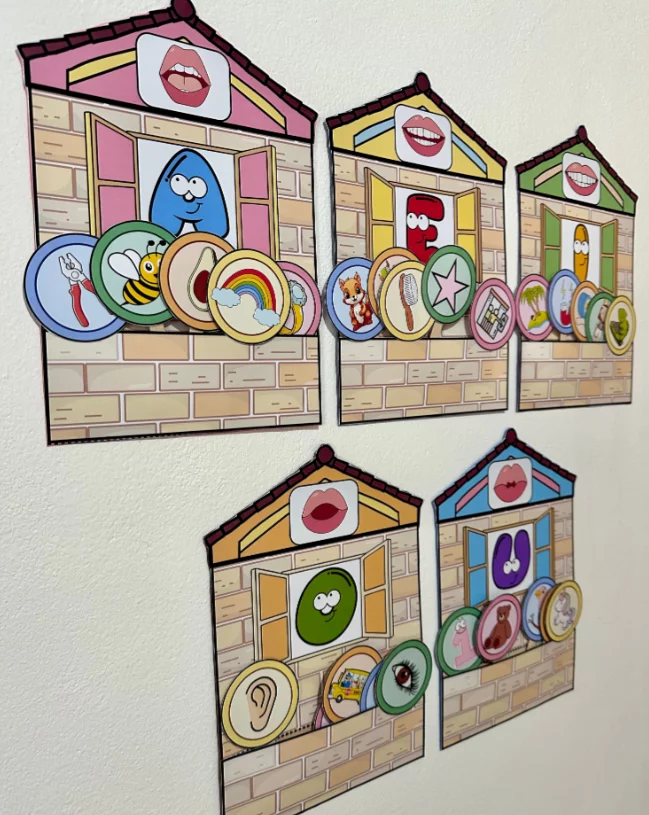 Luvas Pedagógicas - Casinha das Vogais - Imagem 10