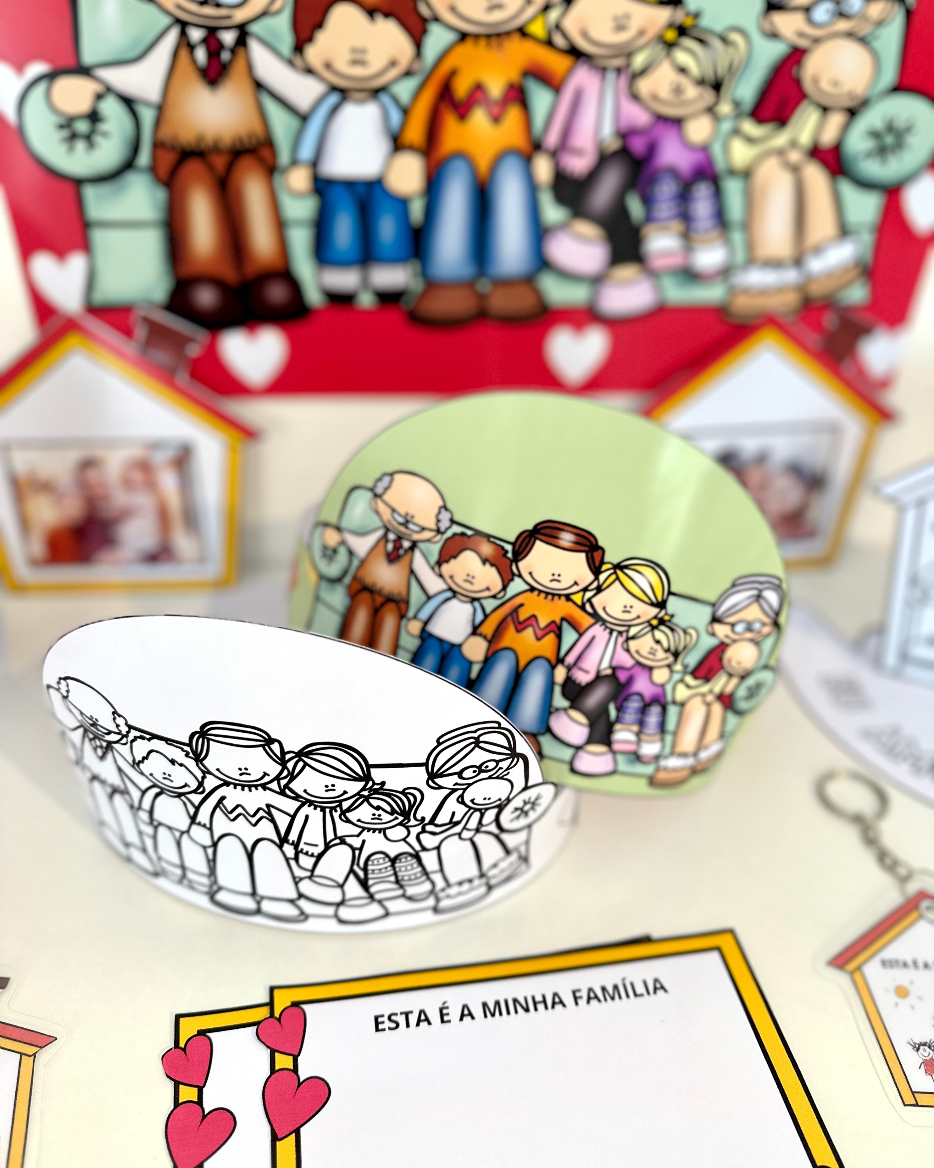 Kit Lembrancinhas e moldura para foto tema Dia da Família - Imagem 15