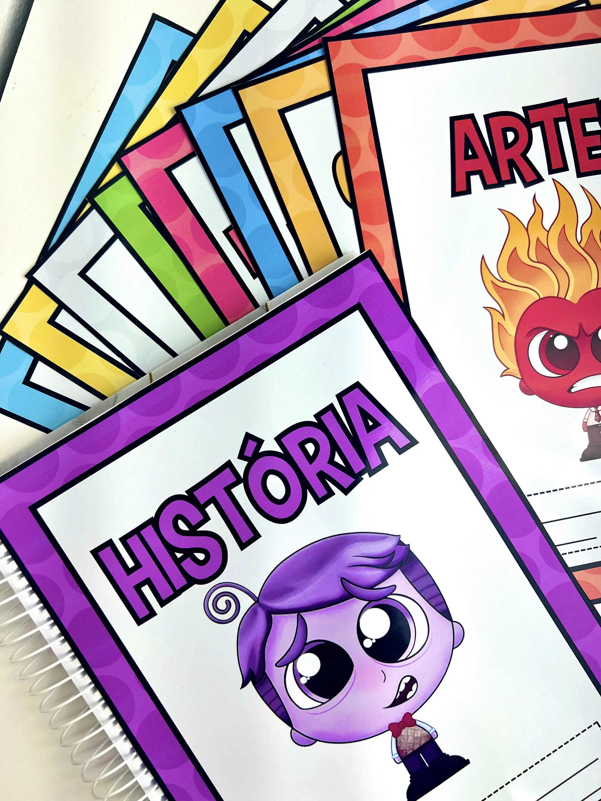 Kit Capas Emoções Divertidamente