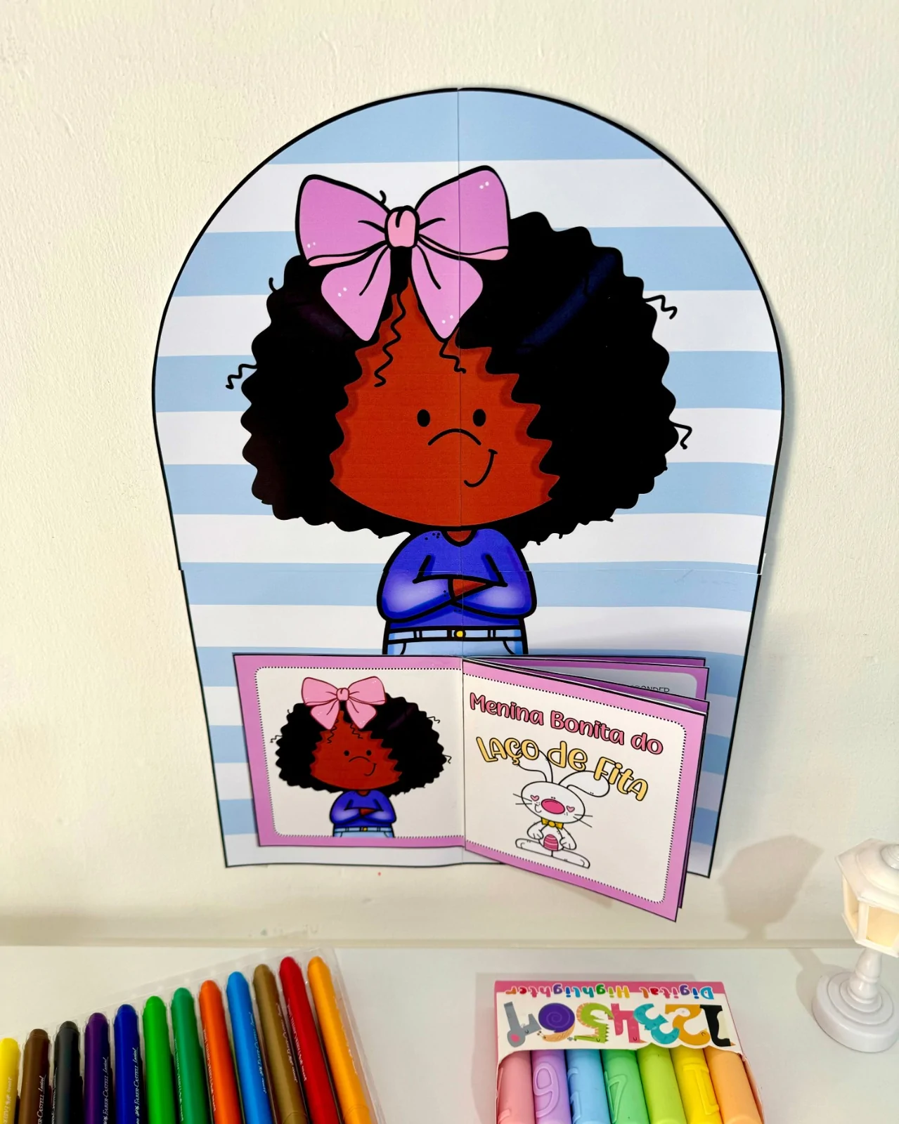 Livro Ilustrado "Menina Bonita do Laço de Fita - Imagem 2