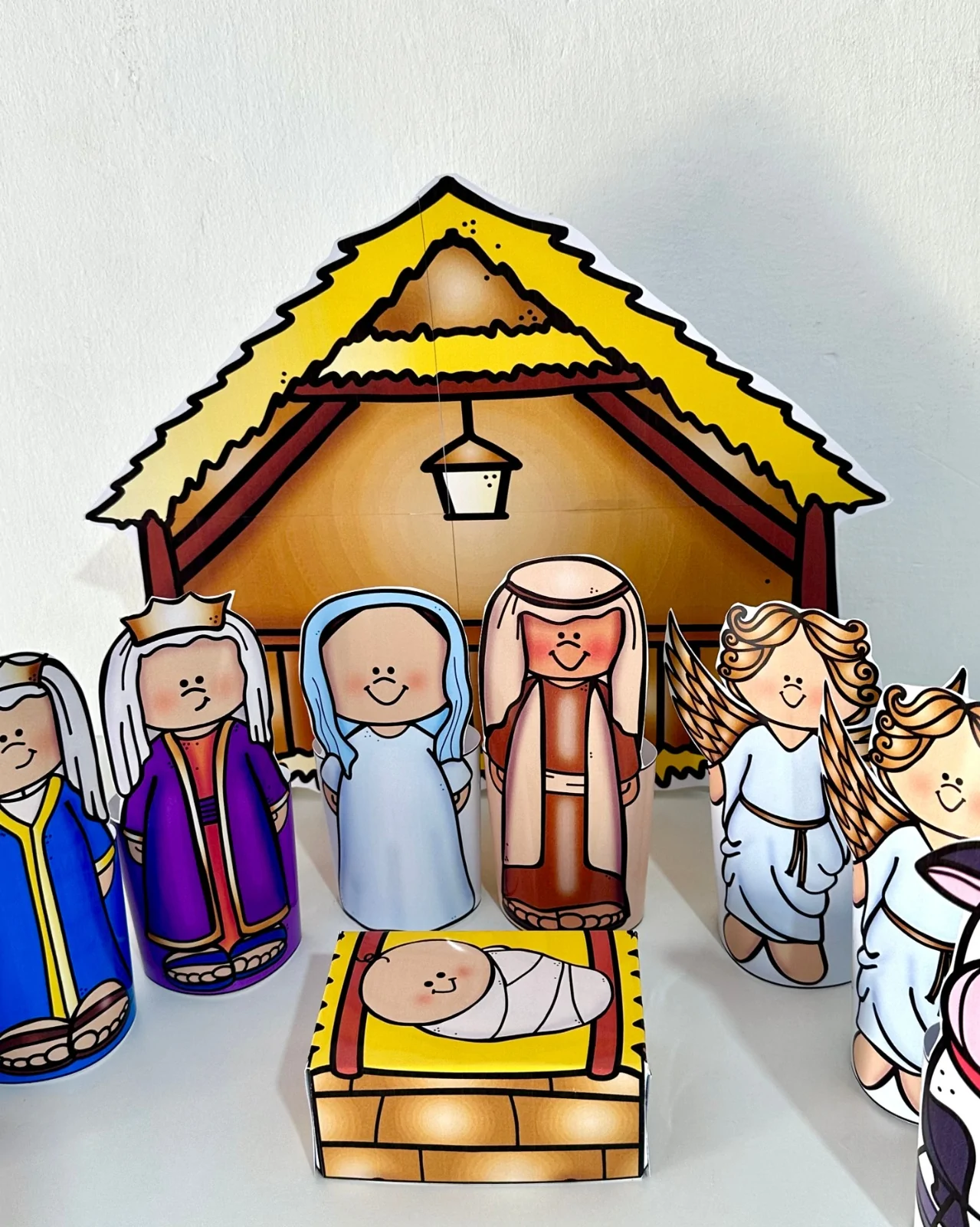 Presépio de Mesa 3D Colorido – Representando o Nascimento de Jesus - Imagem 4