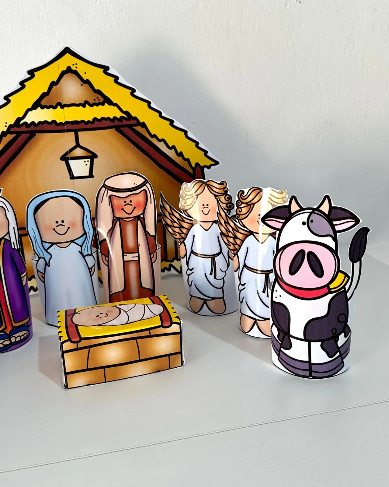 Presépio de Mesa 3D Colorido – Representando o Nascimento de Jesus - Imagem 2