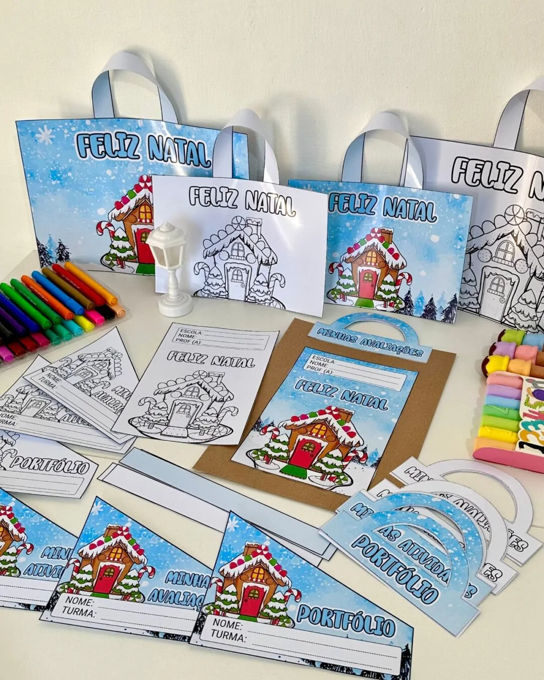 Kit Capas de Atividades: Tema Casinha de Natal
