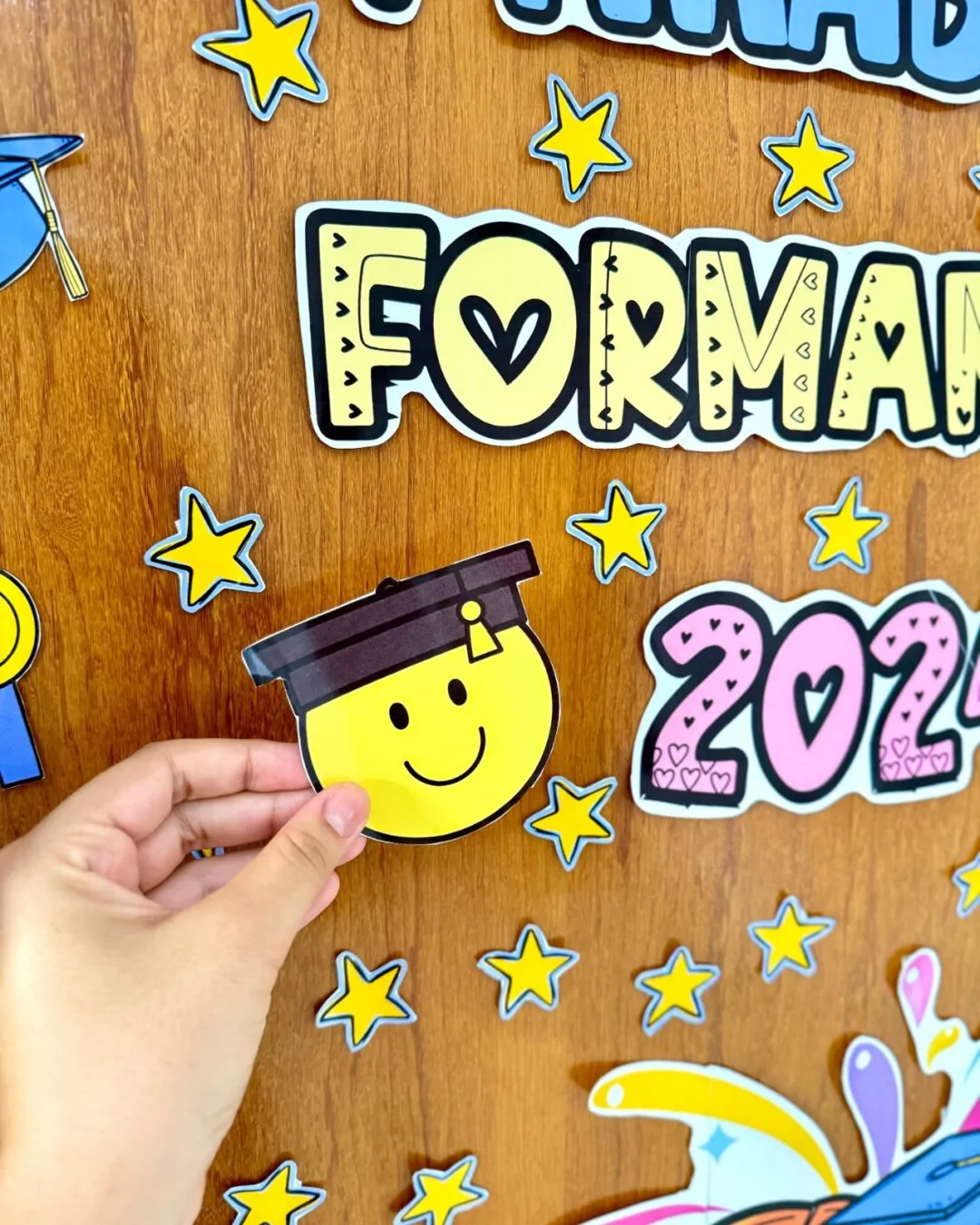 Decoração de Porta: Tema “Formandos 2024 - Imagem 4