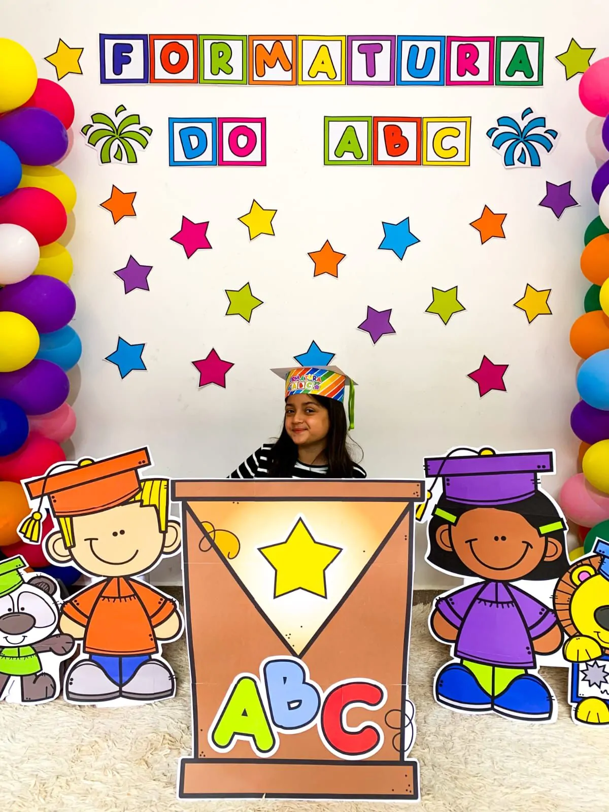 Painel Formatura ABC – Celebre com Estilo e Magia!