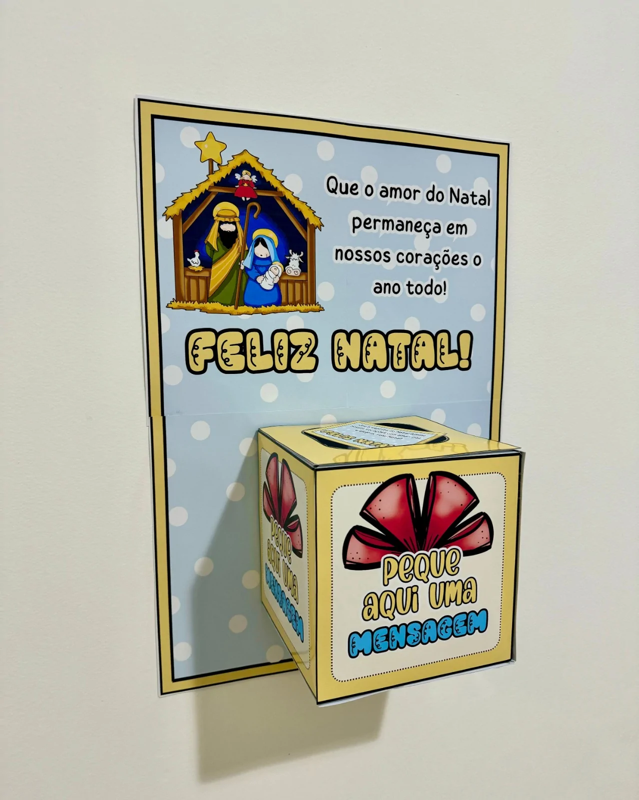 Cartaz Mensagens de Natal com Caixa e Cartões - Imagem 2