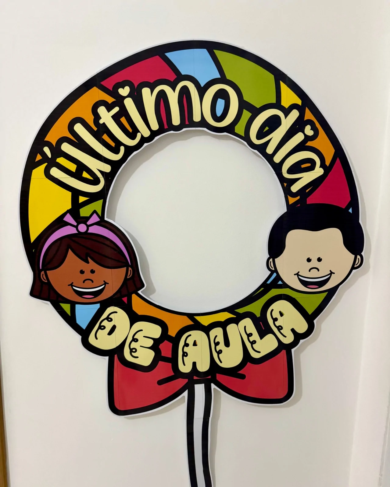 Decoração para Bambolê Tema “Último Dia de Aula”