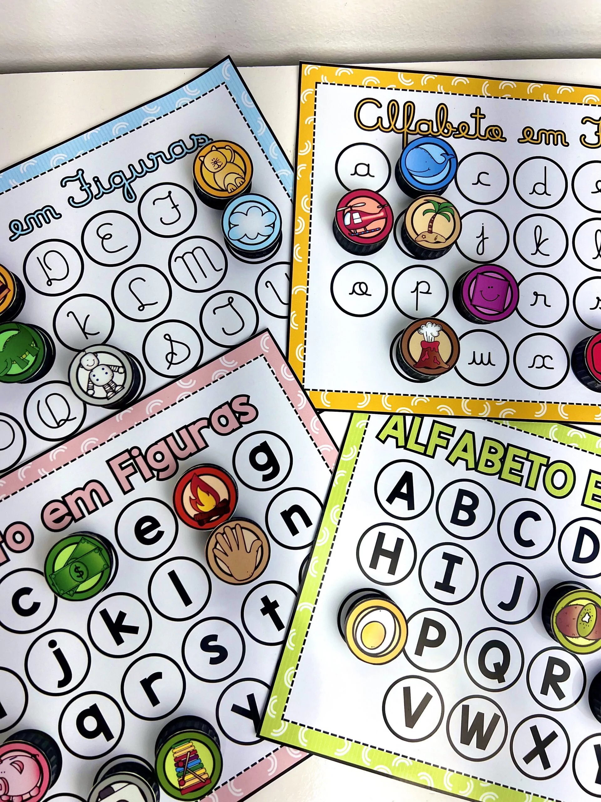 Prancha do Alfabeto Letras e Figuras