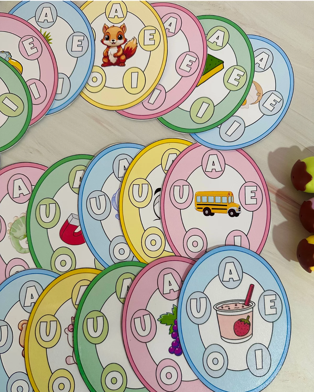 Roda das Vogais – Material Educativo para Educação Especial - Imagem 7