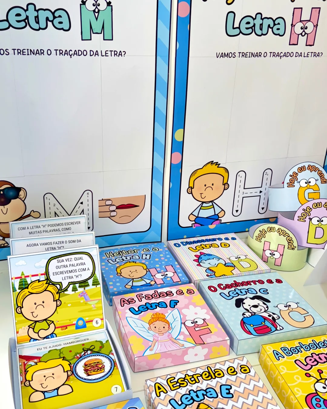 Combo Super Kits - História na Caixa + Cartazes do Alfabeto - Imagem 11