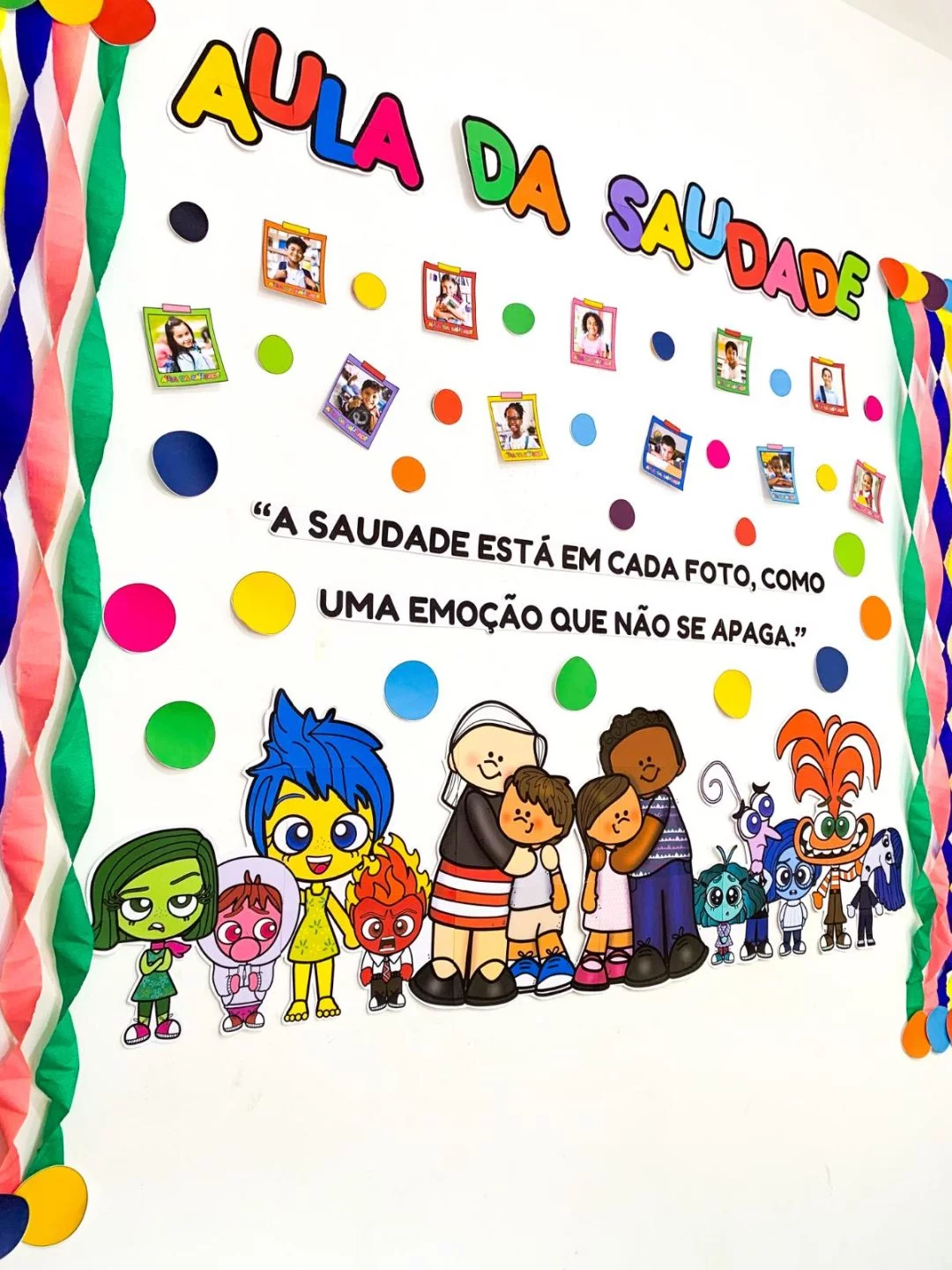 Painel Aula da Saudade – Tema Divertidamente